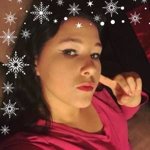 Meet your Posher, Justina